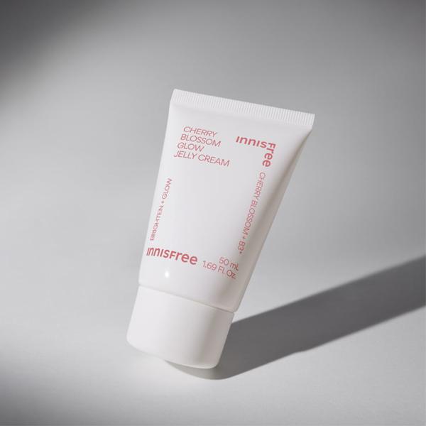 Innisfree Cherry Blossom Glow Jelly Cream 50ml - Image 2